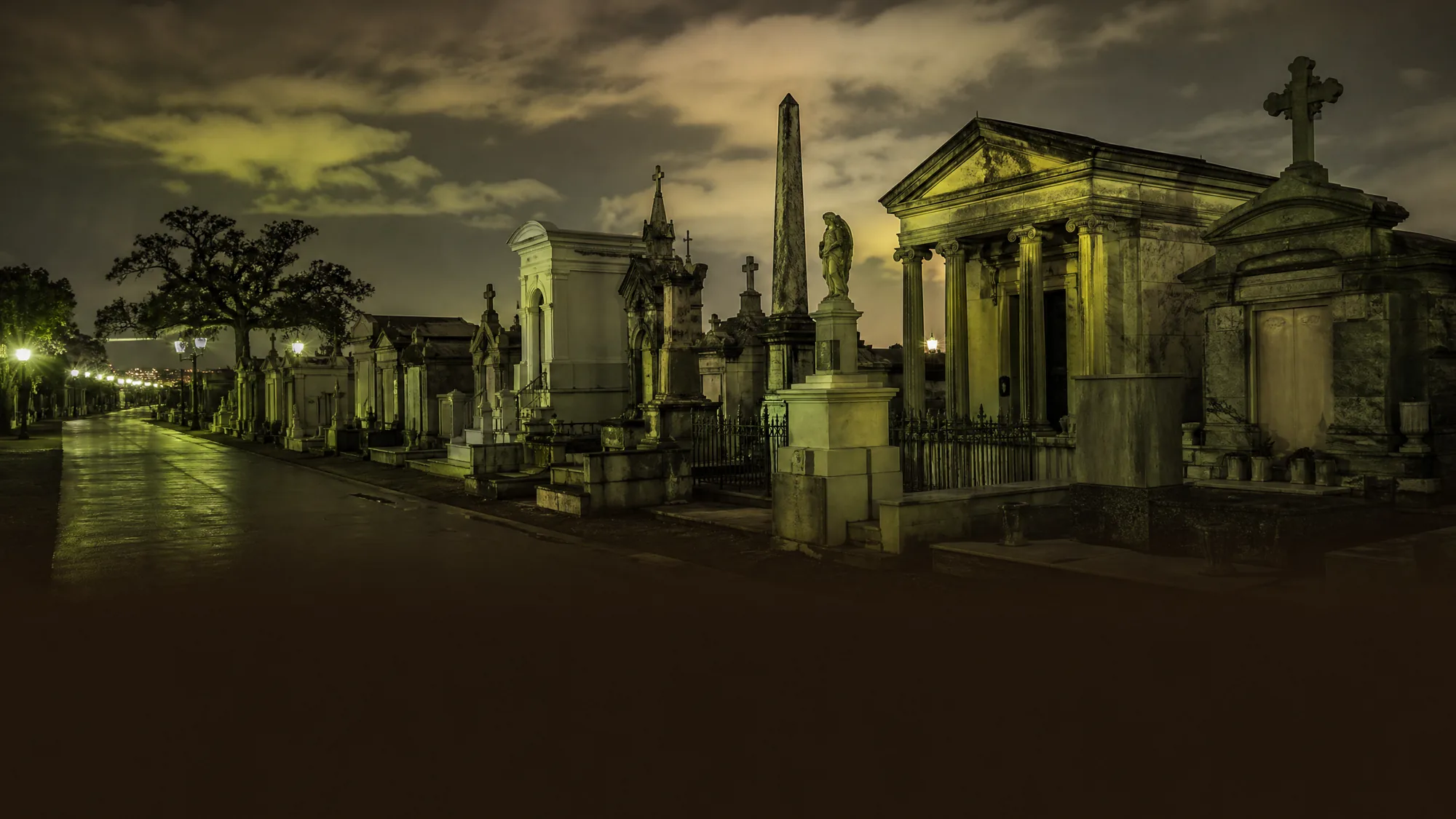 Explore 127 acres of elaborate above-ground tombs in New Orleans. The grounds follow the concentric ovals of a former 19th-century race track.